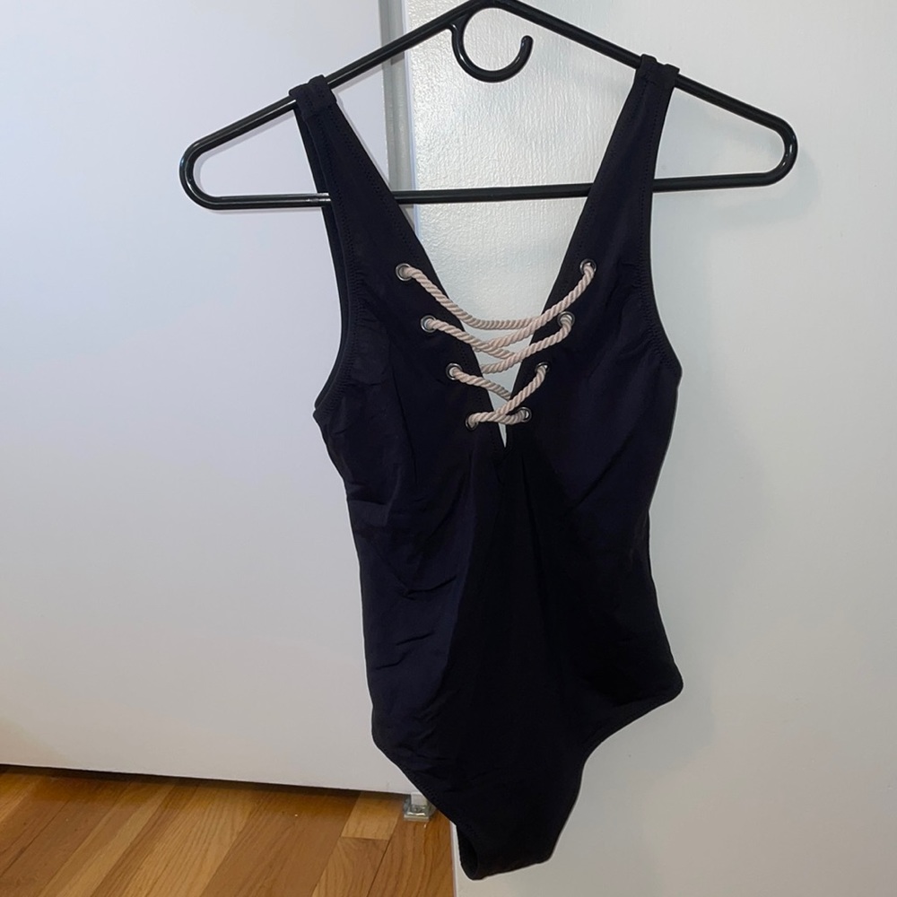 One piece suit